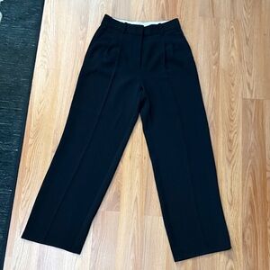 Aritzia The Effortless Black Straight Leg Women's Pants